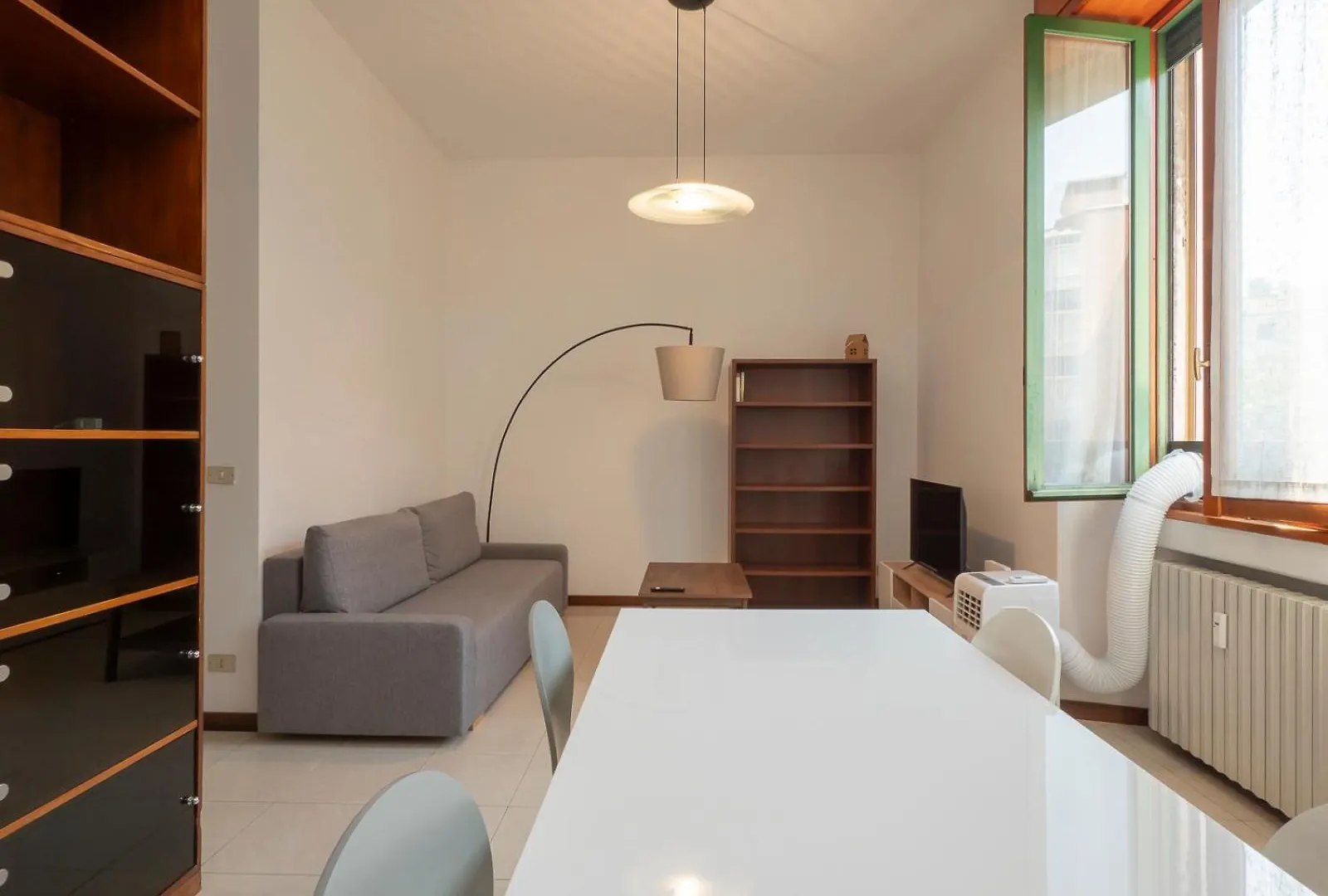 Xenia Apartments - Classical Suite In Central Station Milão