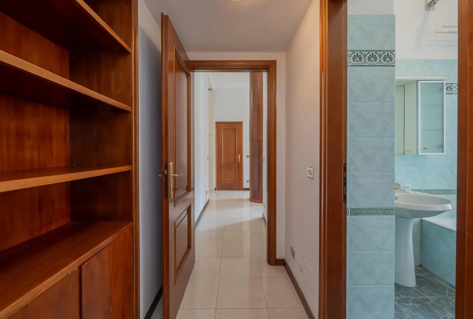Xenia Apartments - Classical Suite In Central Station Milaan