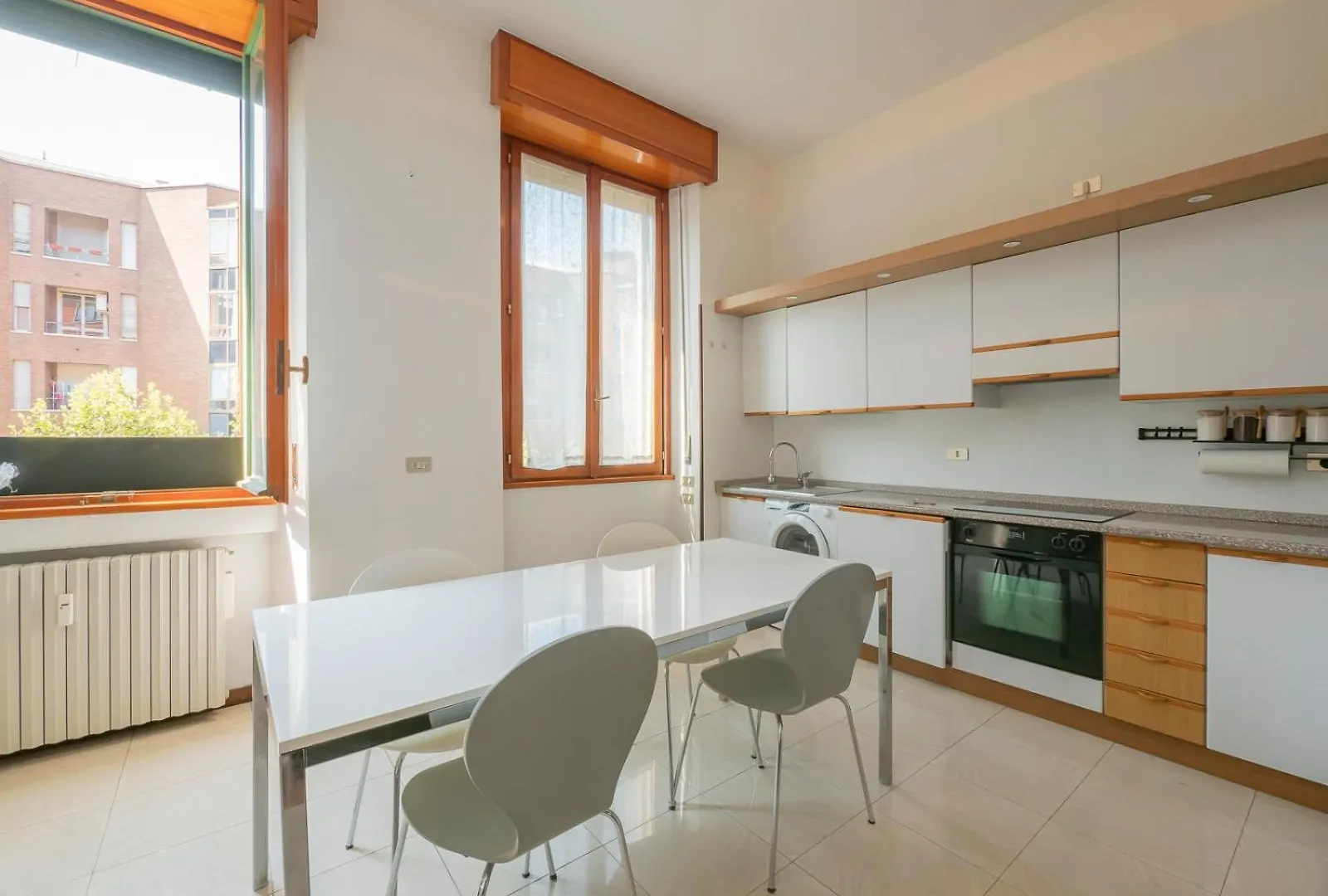 Xenia Apartments - Classical Suite In Central Station Milão